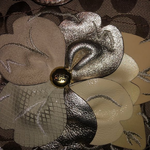 Beautiful and Flirty Authentic Coach Purse! - Picture 7 of 13